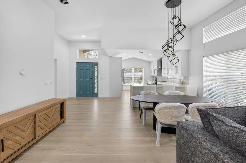 1095 Anchor Point Delray Beach FL 33444