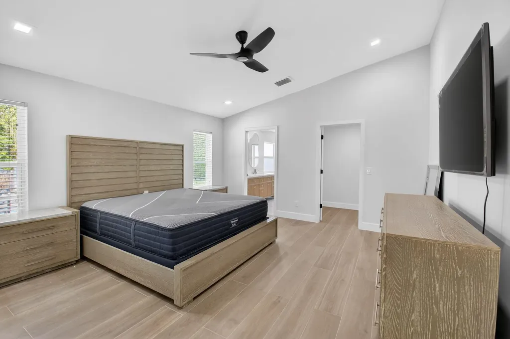 1095 Anchor Point Delray Beach FL 33444