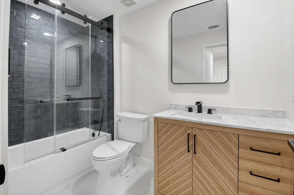 1095 Anchor Point Delray Beach FL 33444