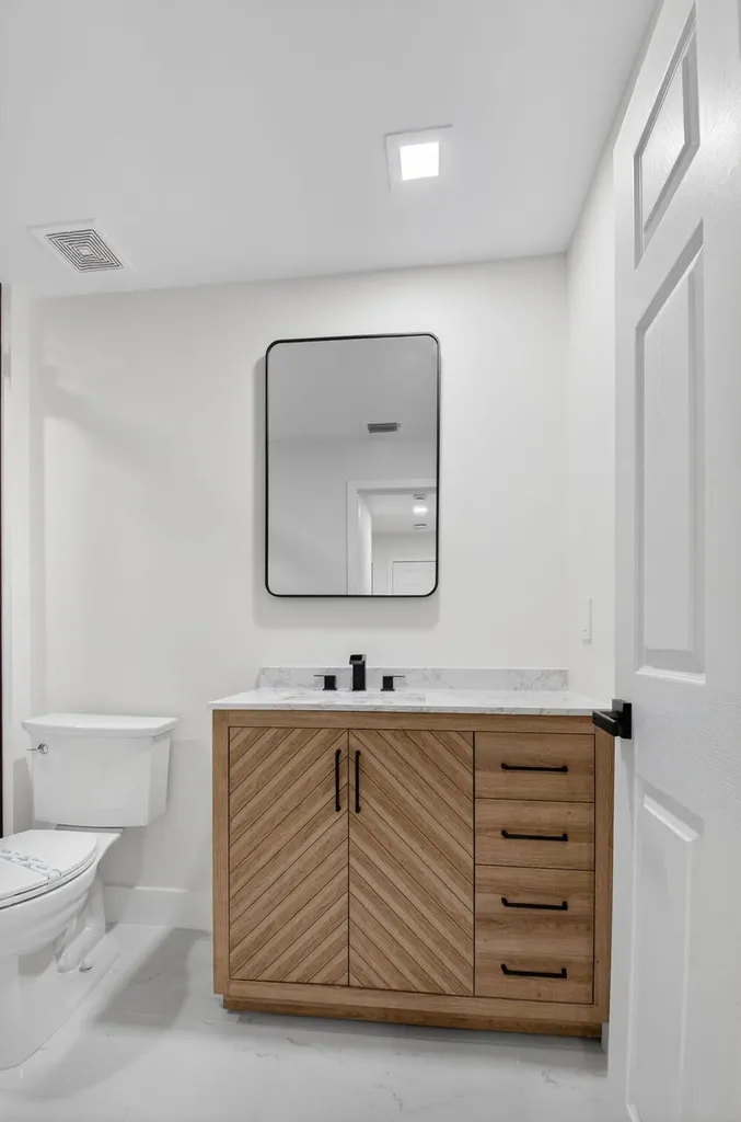 1095 Anchor Point Delray Beach FL 33444