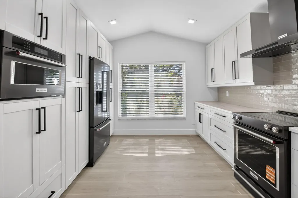 1095 Anchor Point Delray Beach FL 33444