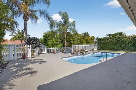 1095 Anchor Point Delray Beach FL 33444