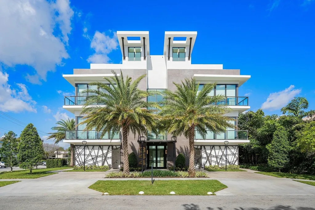 344 Venetian Drive Delray Beach FL 33483