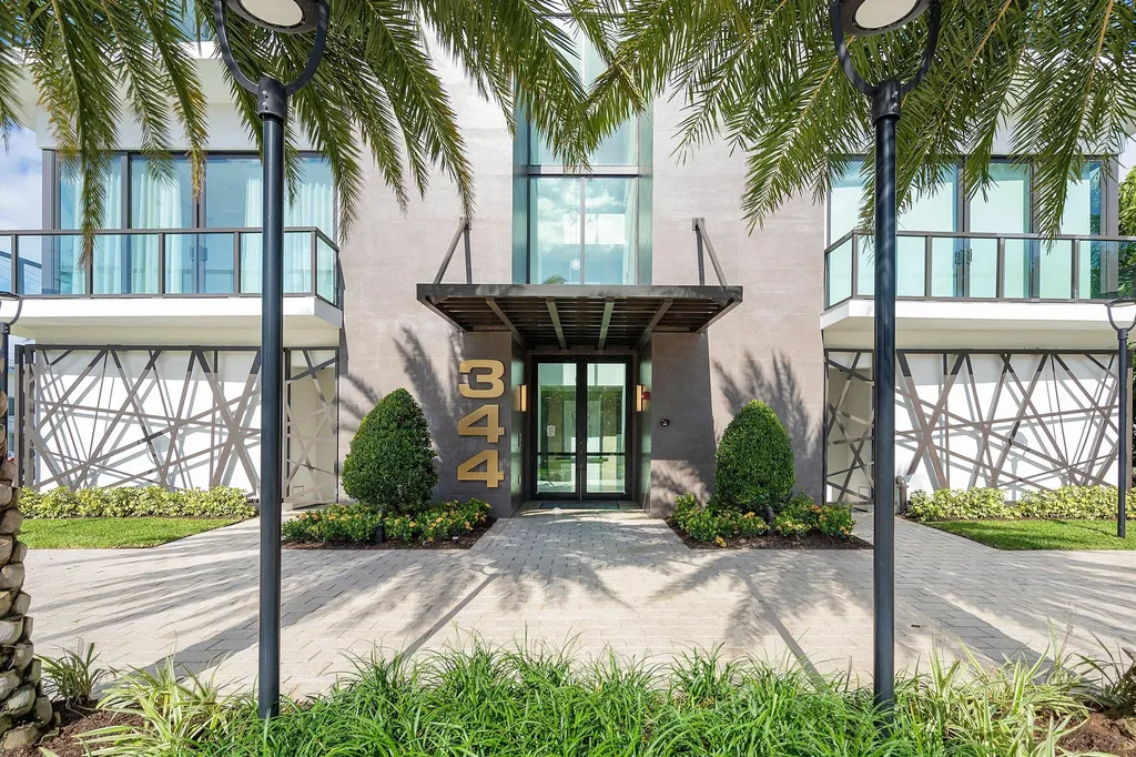 344 Venetian Drive Delray Beach FL 33483