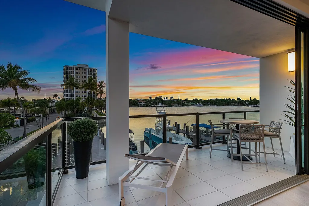 344 Venetian Drive Delray Beach FL 33483