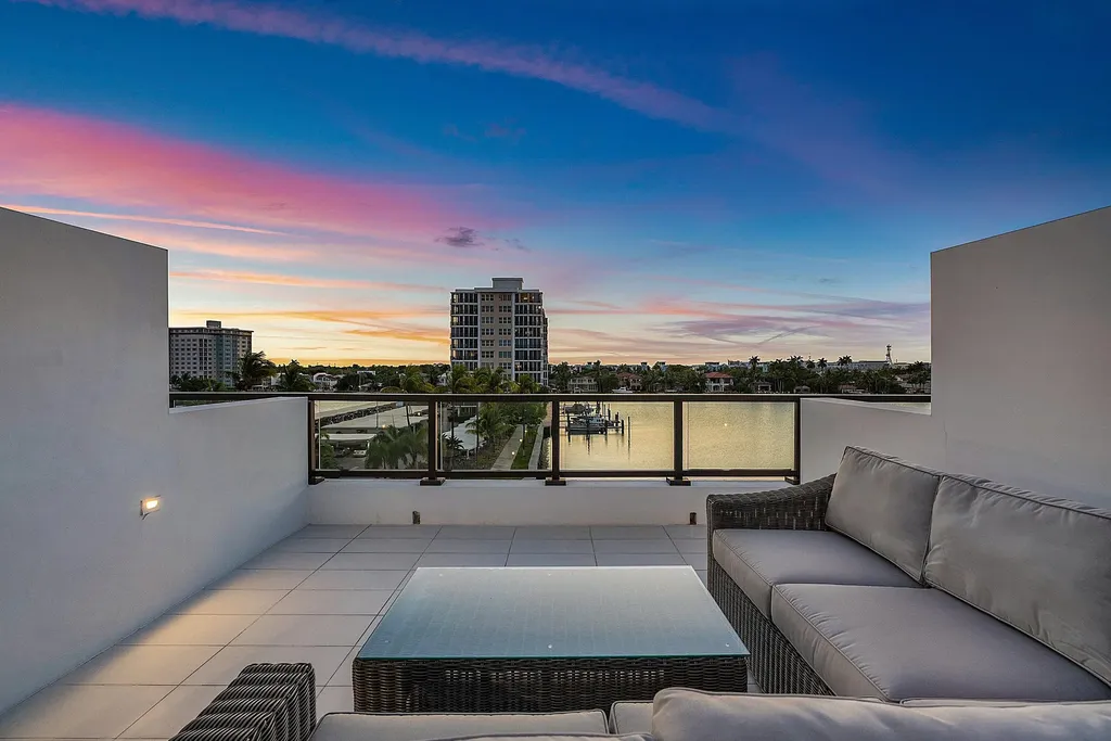 344 Venetian Drive Delray Beach FL 33483