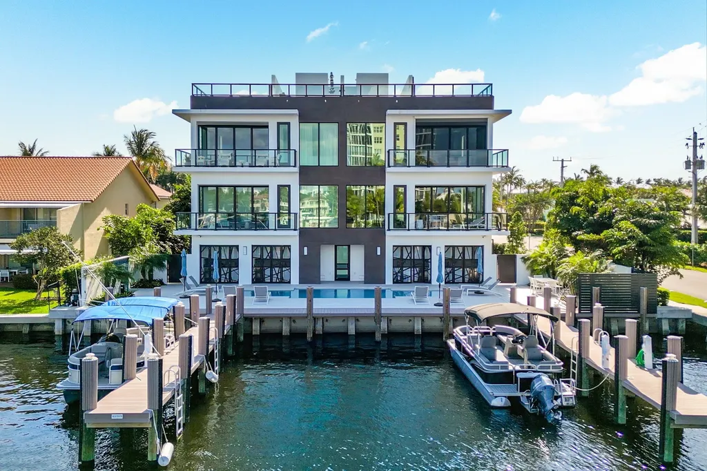 344 Venetian Drive Delray Beach FL 33483