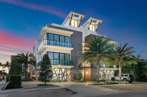 344 Venetian Drive Delray Beach FL 33483