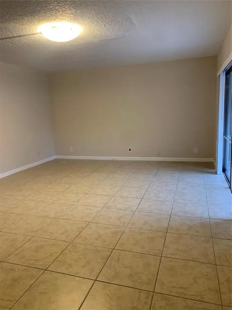 2161 Orange Grove Drive Davie FL 33324