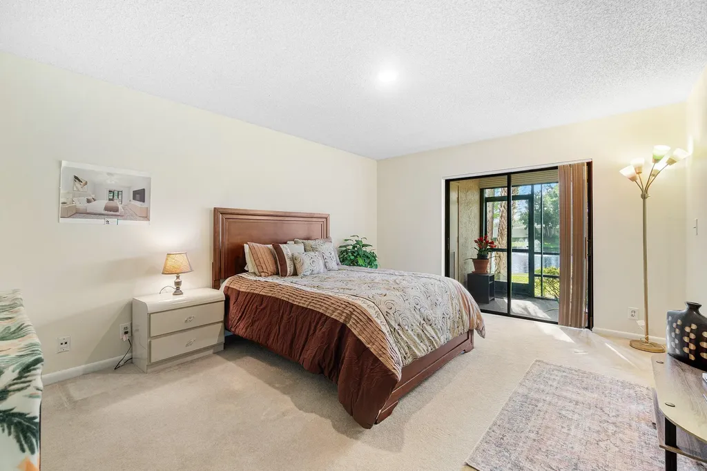 5020 Golfview Court Delray Beach FL 33484