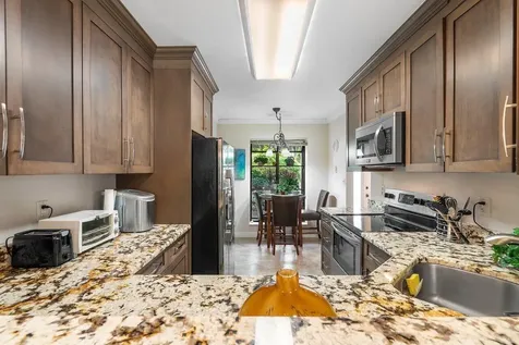 5020 Golfview Court Delray Beach FL 33484