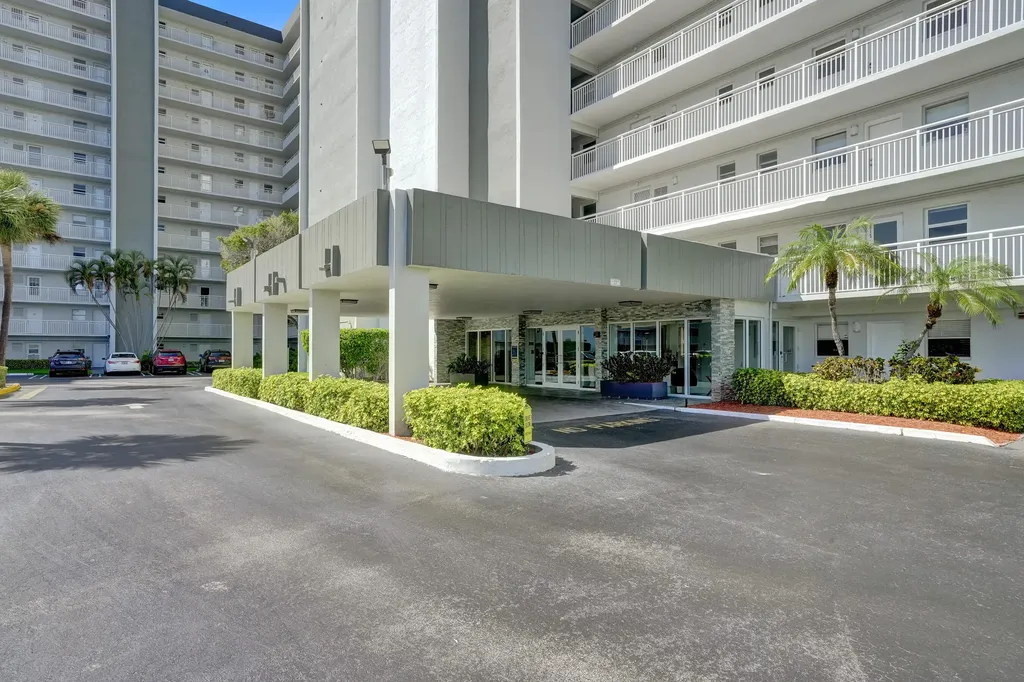 801 S Federal Highway Pompano Beach FL 33062