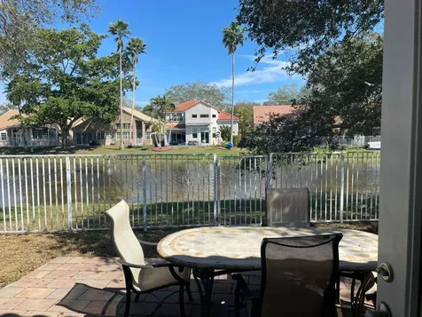1236 Bayview Circle Weston FL 33326