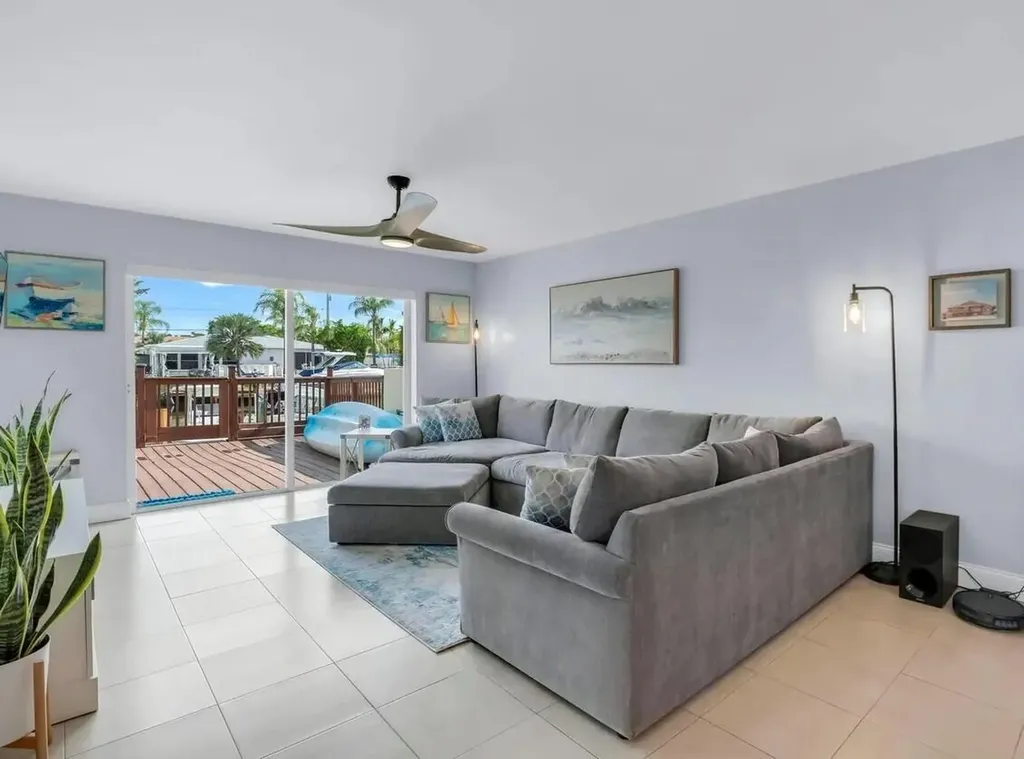 1839 SE 4th Street Pompano Beach FL 33060