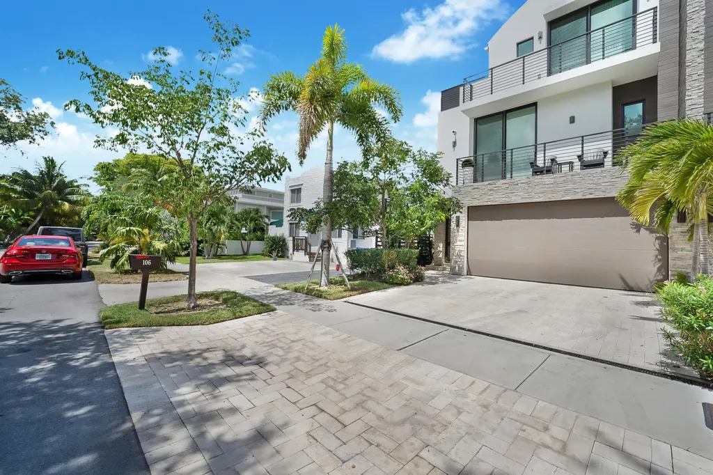 106 NE 16th Terrace Fort Lauderdale FL 33301