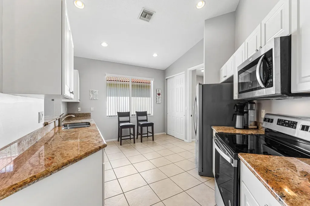 2277 Egret Cove Drive West Palm Beach FL 33411