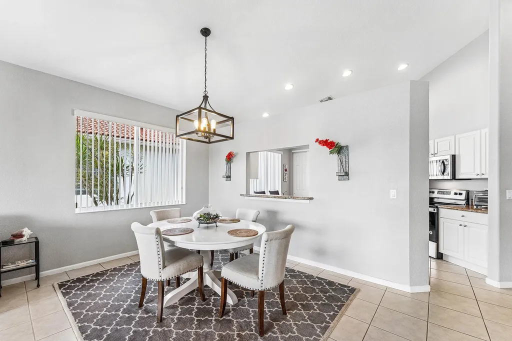 2277 Egret Cove Drive West Palm Beach FL 33411