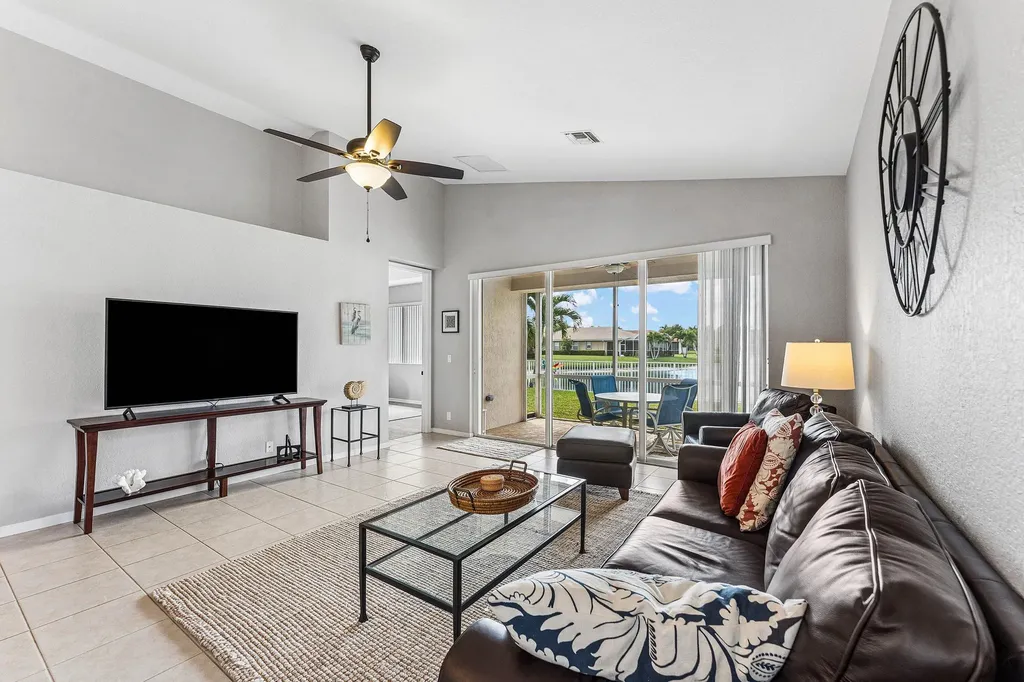 2277 Egret Cove Drive West Palm Beach FL 33411