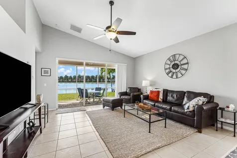 2277 Egret Cove Drive West Palm Beach FL 33411
