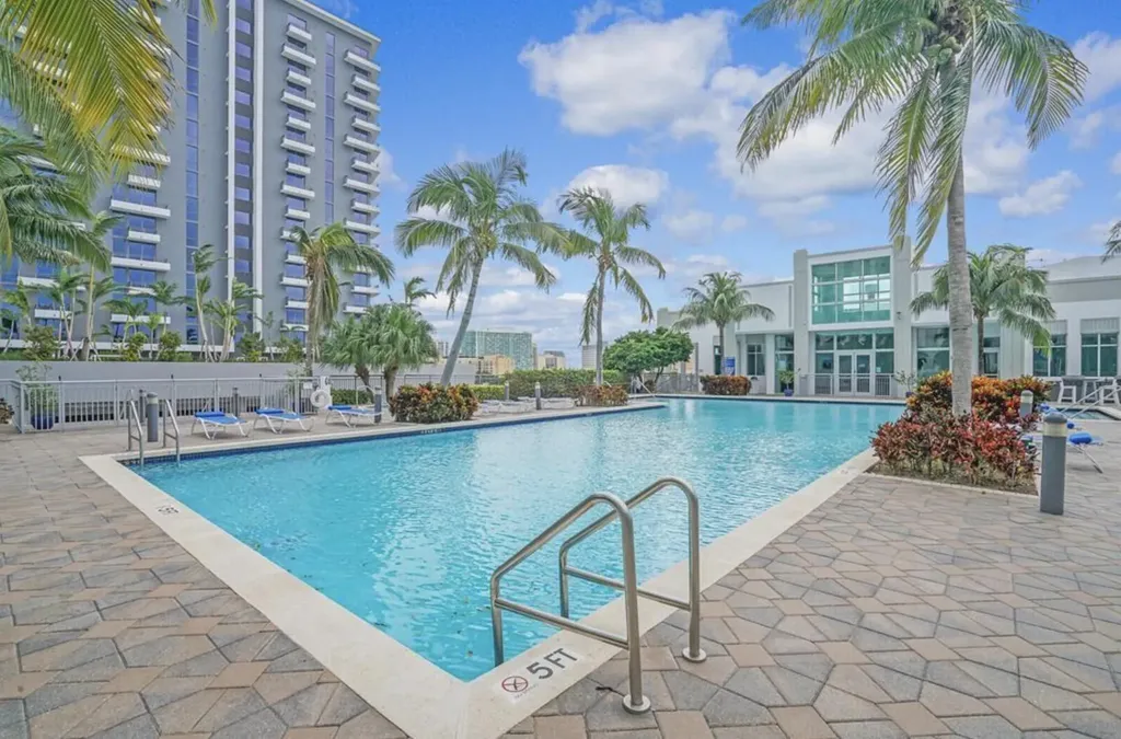 300 S Australian Avenue West Palm Beach FL 33401