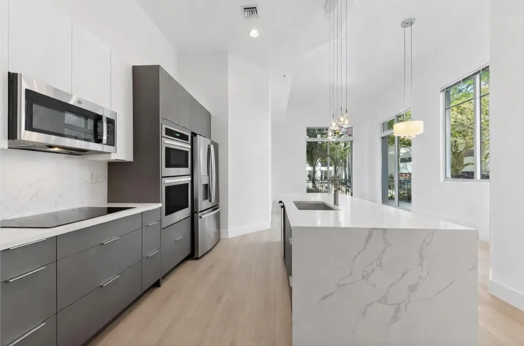 300 S Australian Avenue West Palm Beach FL 33401