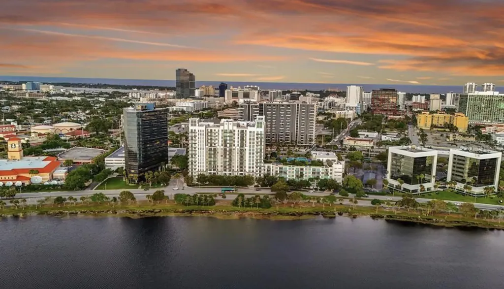 300 S Australian Avenue West Palm Beach FL 33401