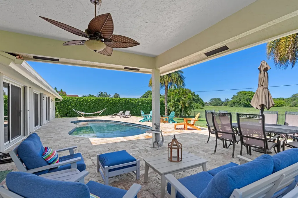 7598 Fairway Trail Boca Raton FL 33487