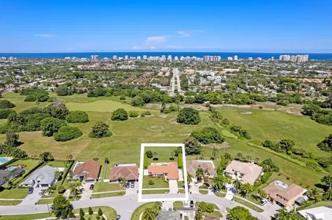 7598 Fairway Trail Boca Raton FL 33487