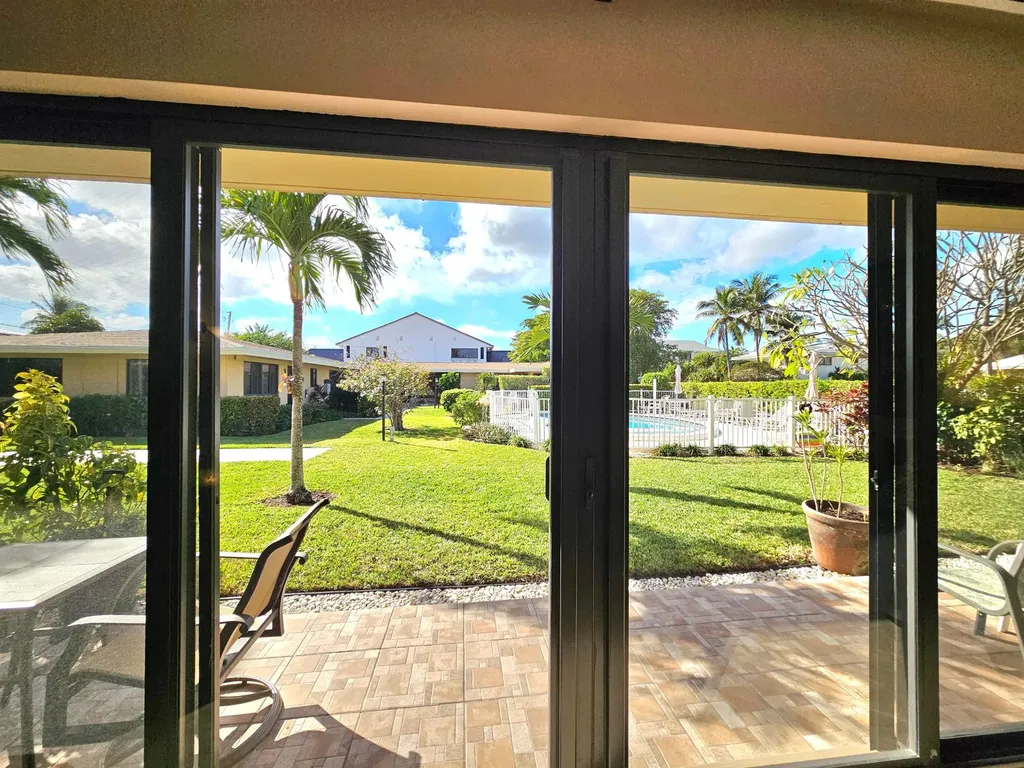 3208 SE 11th Street Pompano Beach FL 33060