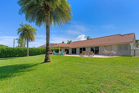 7598 Fairway Trail Boca Raton FL 33487