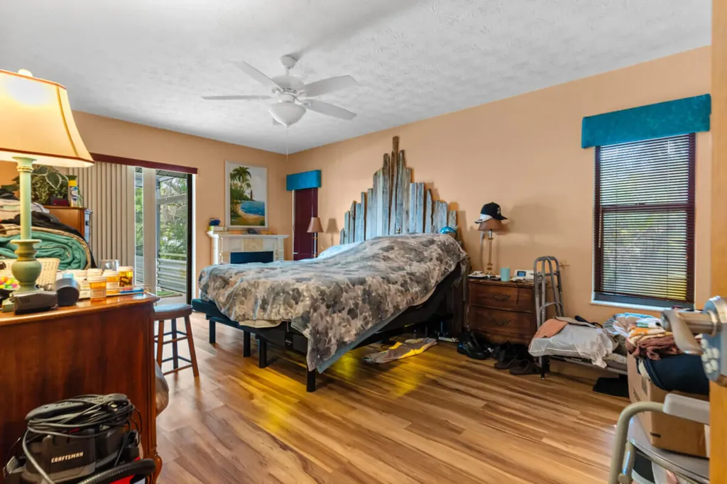 1119 SE Cambridge Drive Port St Lucie FL 34952