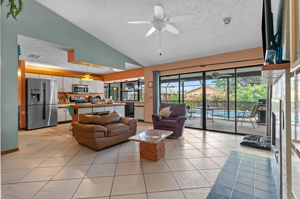1119 SE Cambridge Drive Port St Lucie FL 34952