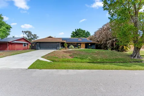 1119 SE Cambridge Drive Port St Lucie FL 34952