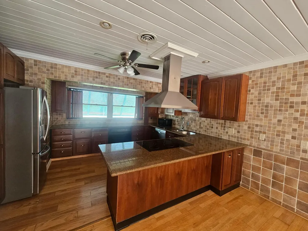 1906 S Ocean Drive Fort Pierce FL 34949