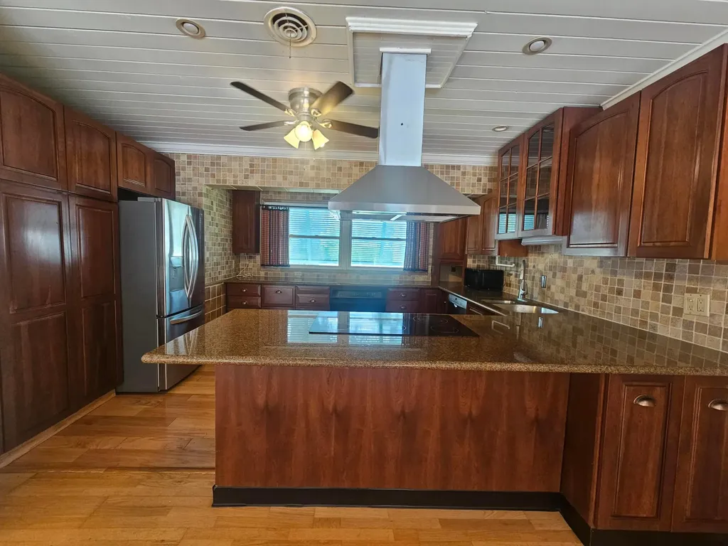 1906 S Ocean Drive Fort Pierce FL 34949