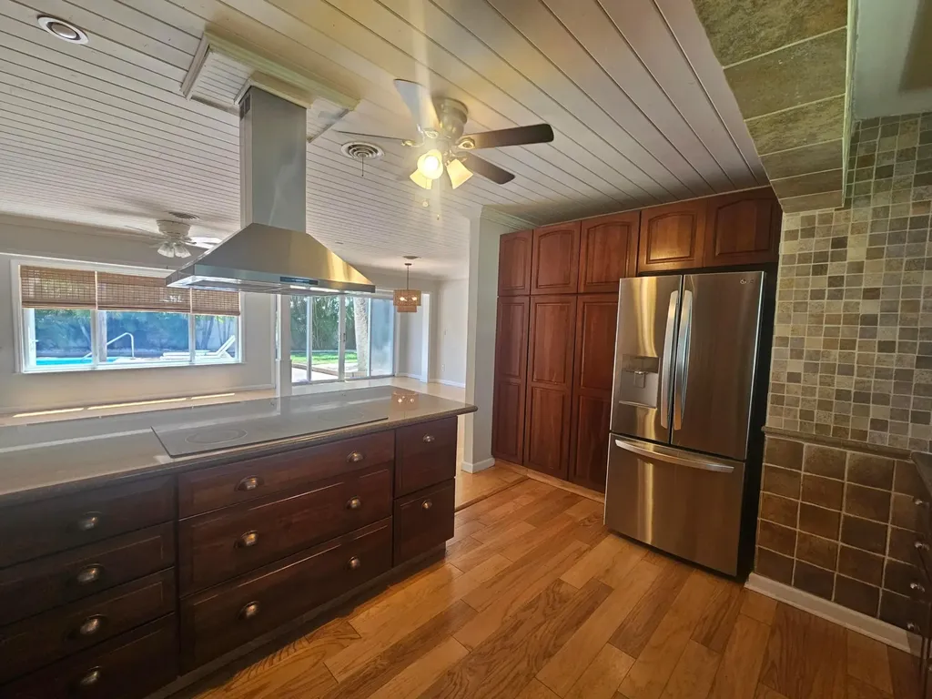 1906 S Ocean Drive Fort Pierce FL 34949