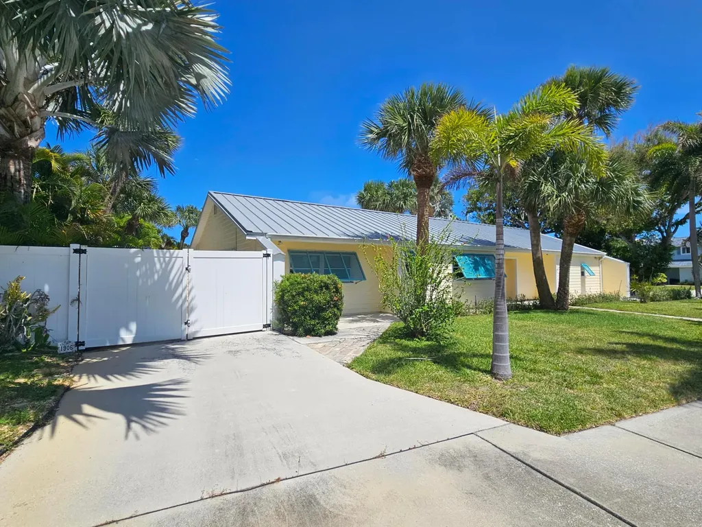1906 S Ocean Drive Fort Pierce FL 34949