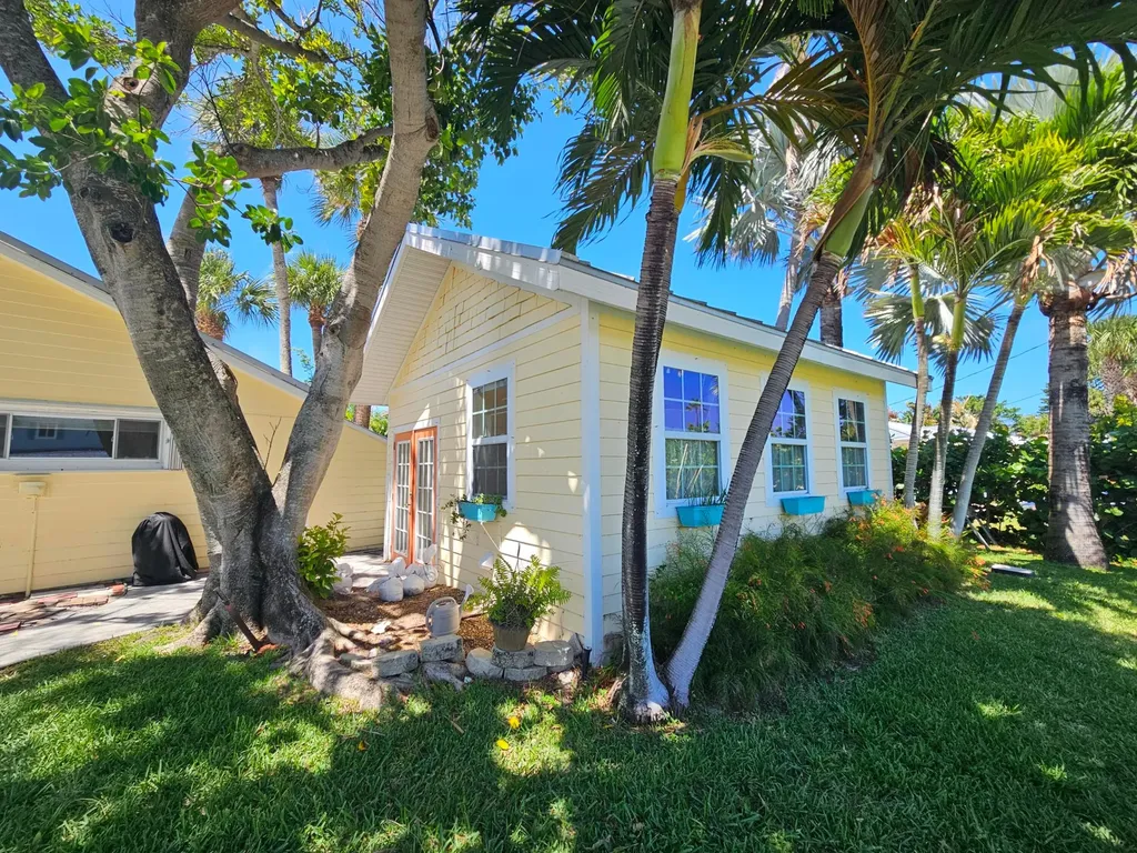 1906 S Ocean Drive Fort Pierce FL 34949