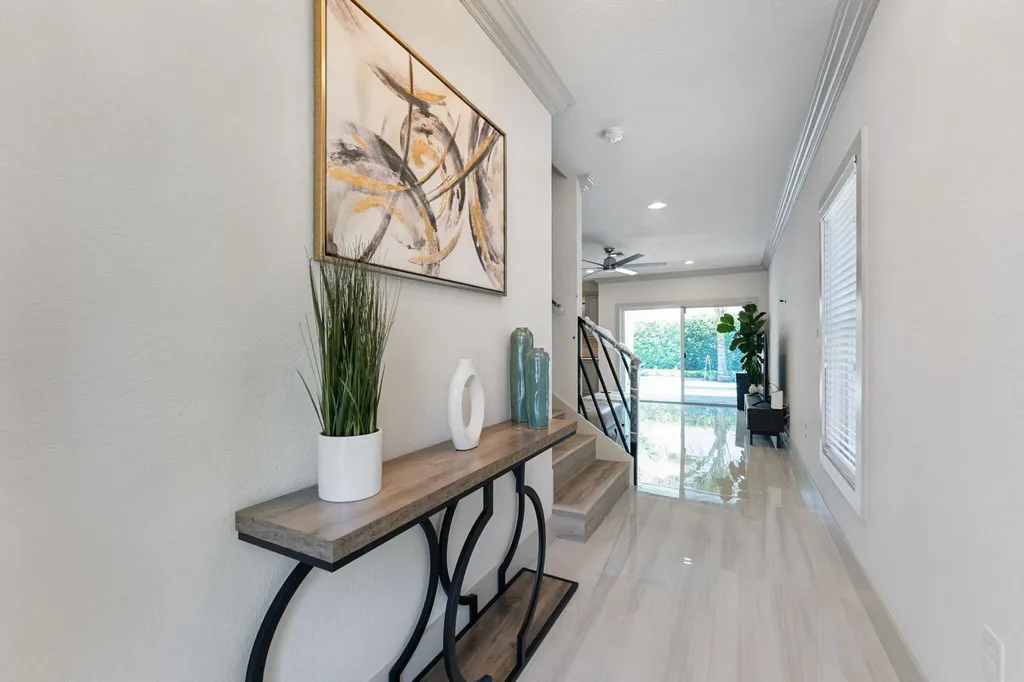 522 Lucky Lane Delray Beach FL 33444