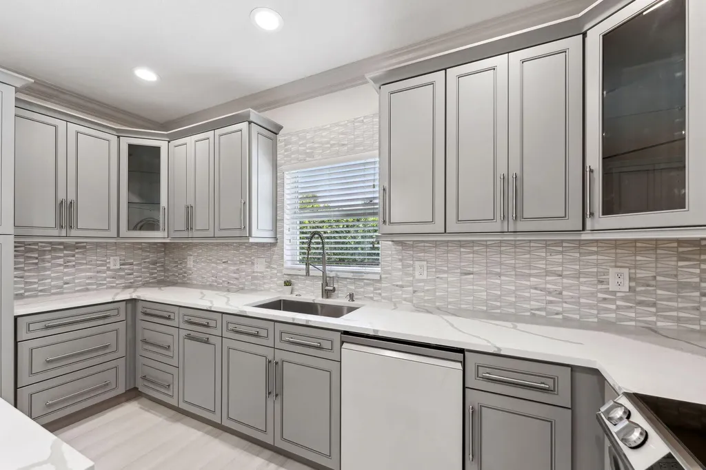 522 Lucky Lane Delray Beach FL 33444