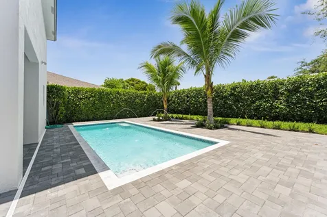 522 Lucky Lane Delray Beach FL 33444