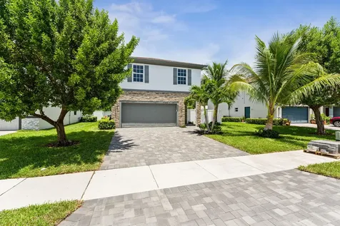 522 Lucky Lane Delray Beach FL 33444