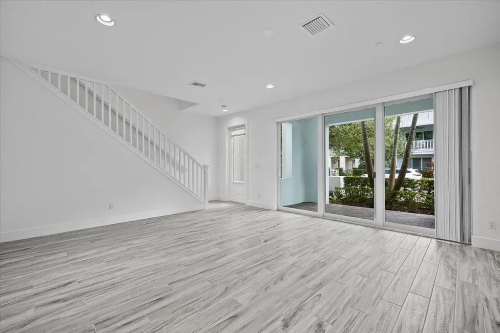 5210 Beckman Terrace Palm Beach Gardens FL 33418