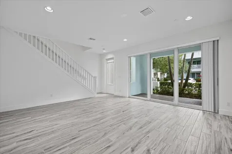 5210 Beckman Terrace Palm Beach Gardens FL 33418