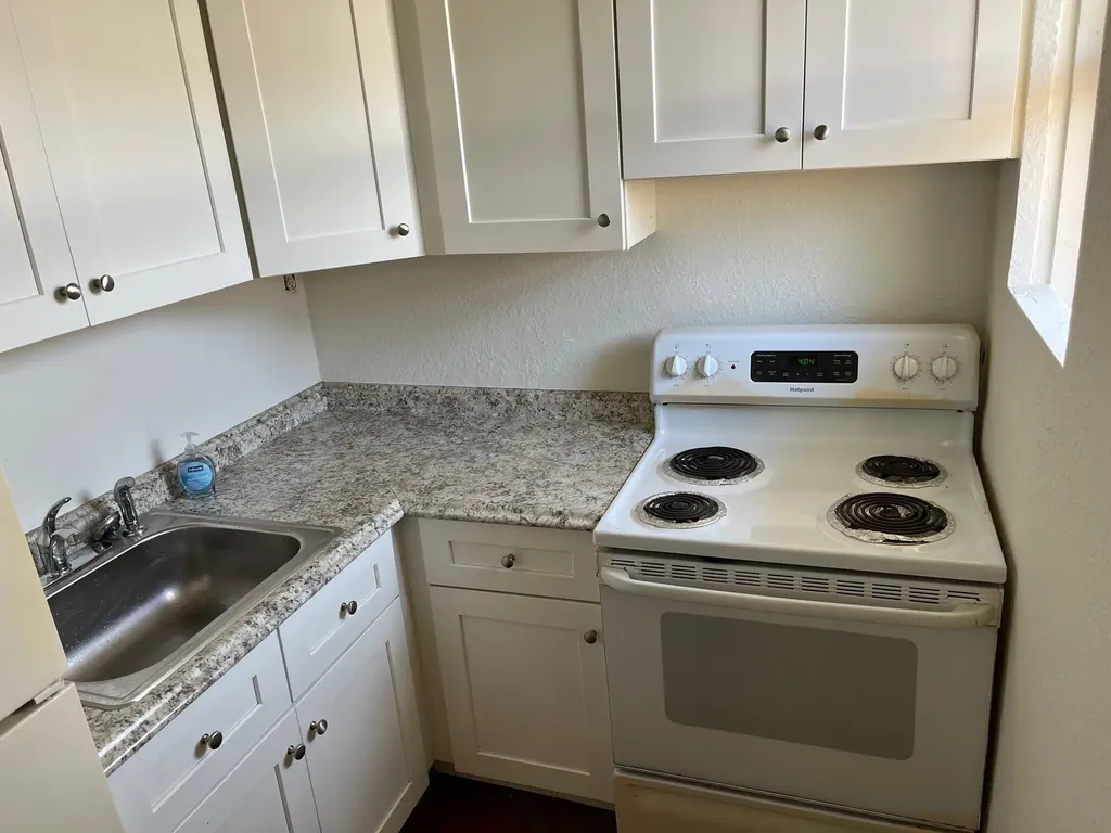 1025 N H Street Lake Worth Beach FL 33460