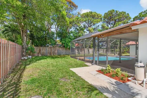 2453 NW 26th Circle Boca Raton FL 33431