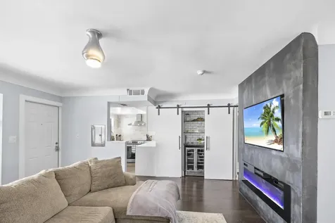 535 Hendricks Isle Fort Lauderdale FL 33301
