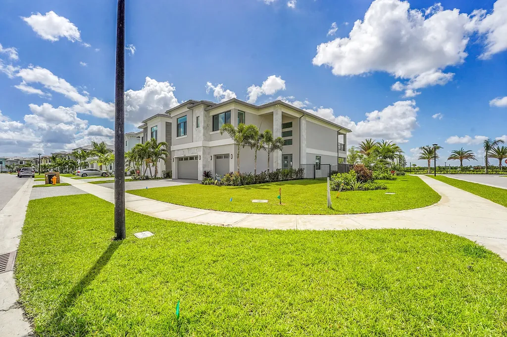 13005 Feathering Way Palm Beach Gardens FL 33412