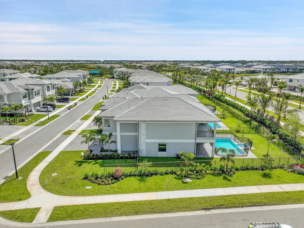13005 Feathering Way Palm Beach Gardens FL 33412
