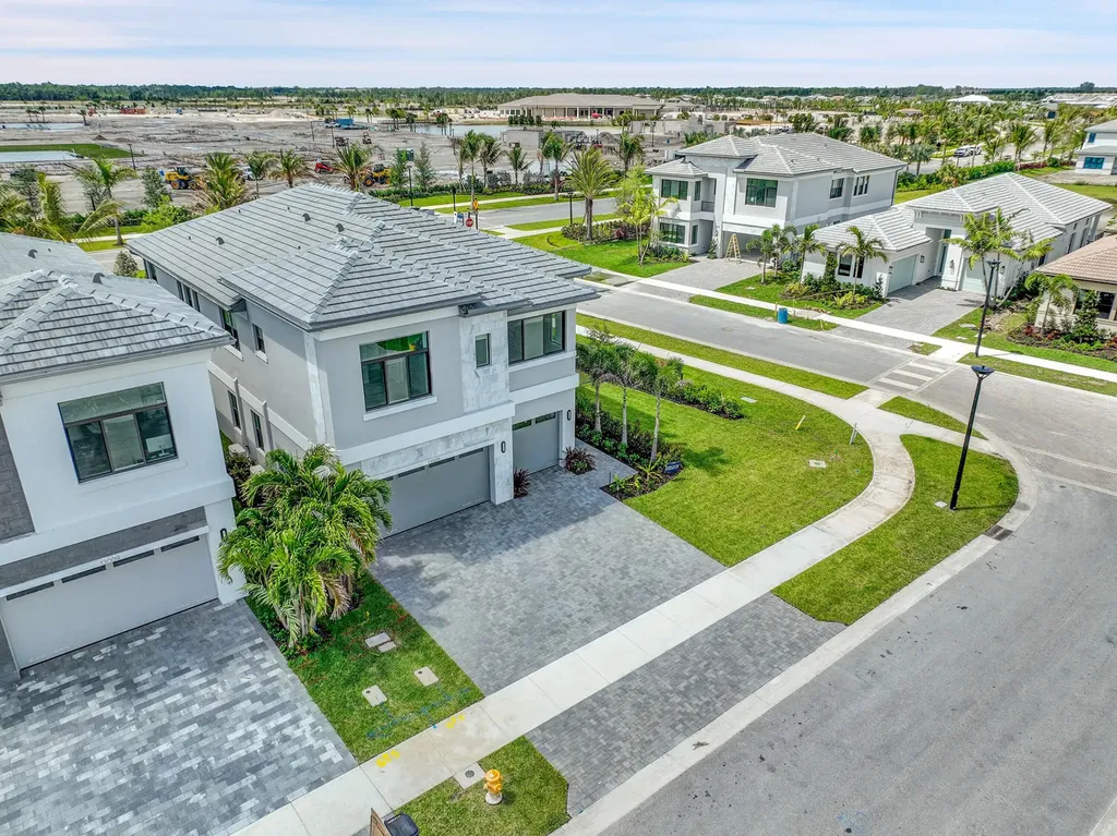 13005 Feathering Way Palm Beach Gardens FL 33412